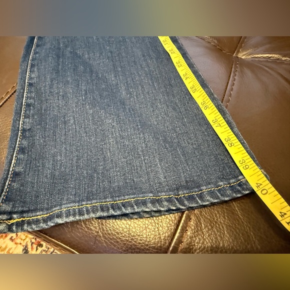 Levi's® 726 High-Rise Flare Women’s Jeans Size 26 - Picture 6 of 6